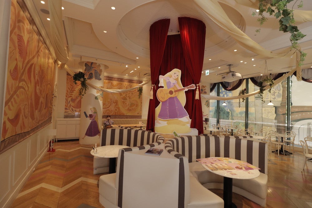 「塔の上のラプンツェル」OH MY CAFE（提供画像）