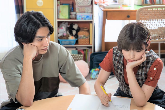 金子大地、白石聖「しもべえ」第4話より(C)NHK