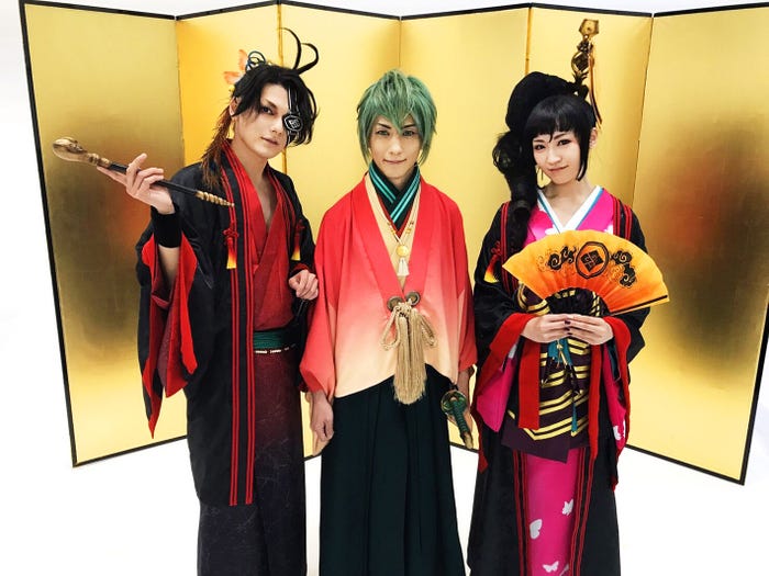 (左から)崎山つばさ、鈴木拡樹、前島亜美/(提供写真)