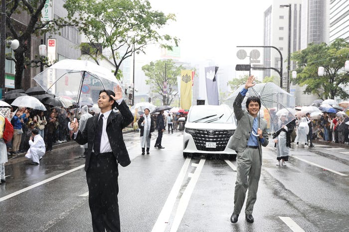 仲野太賀、池松壮亮(C)NHK