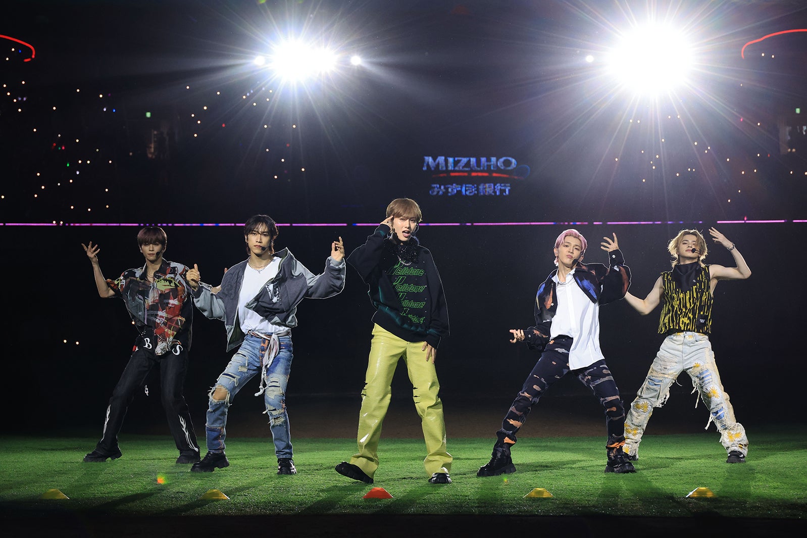 INI（C）LAPONE Entertainment