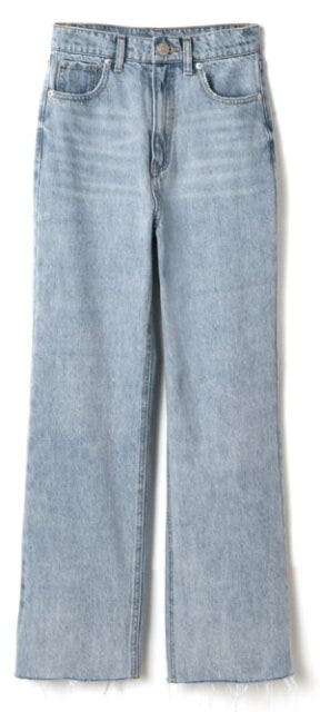 GRL　ニットトップス×ライトブルーデニム　ラフ韓国っぽ　asuka　イラスト　フリンジヘムセミフレアデニムパンツ