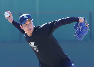 ヤクルト青柳 2軍合流へ 池山監督「2軍の方で再調整してもらう 」24日に「左ハムストリングスの張り」