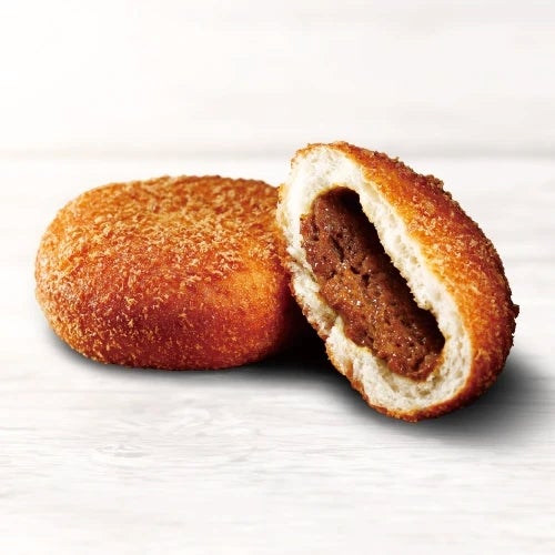 お店で揚げたカレーパン（提供写真）