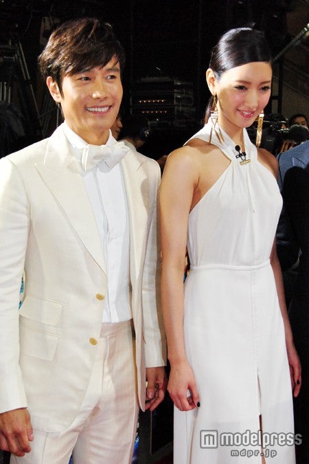 イ・ビョンホン、菜々緒