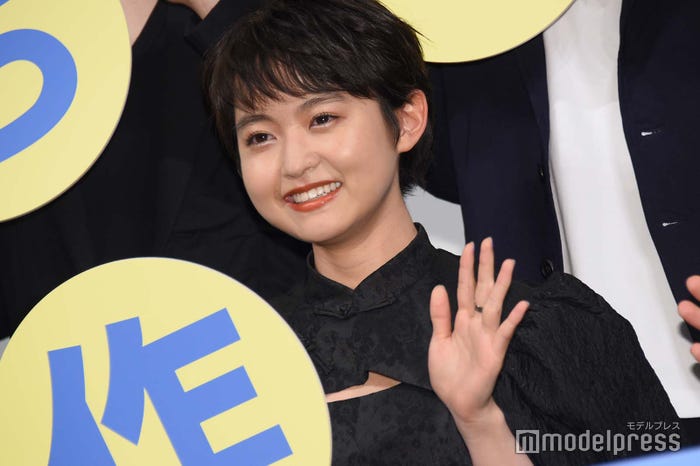 伊藤万理華 (C)モデルプレス