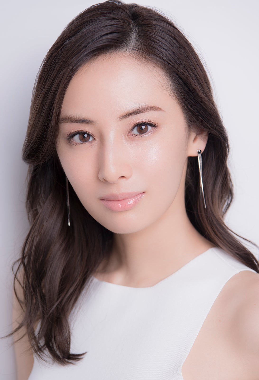 北川景子、NHKドラマ初主演 「逃げ恥」脚本家とタッグ＜フェイクニュース＞