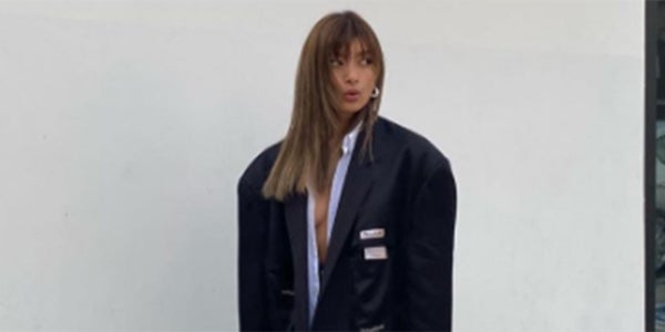 ローラ 前髪あり イメチェンに絶賛の声 Sexyコーデにも注目集まる モデルプレス ローラ 前髪あり イメチェンに絶賛の声 Sexyコーデにも注目集まる モデルプレス