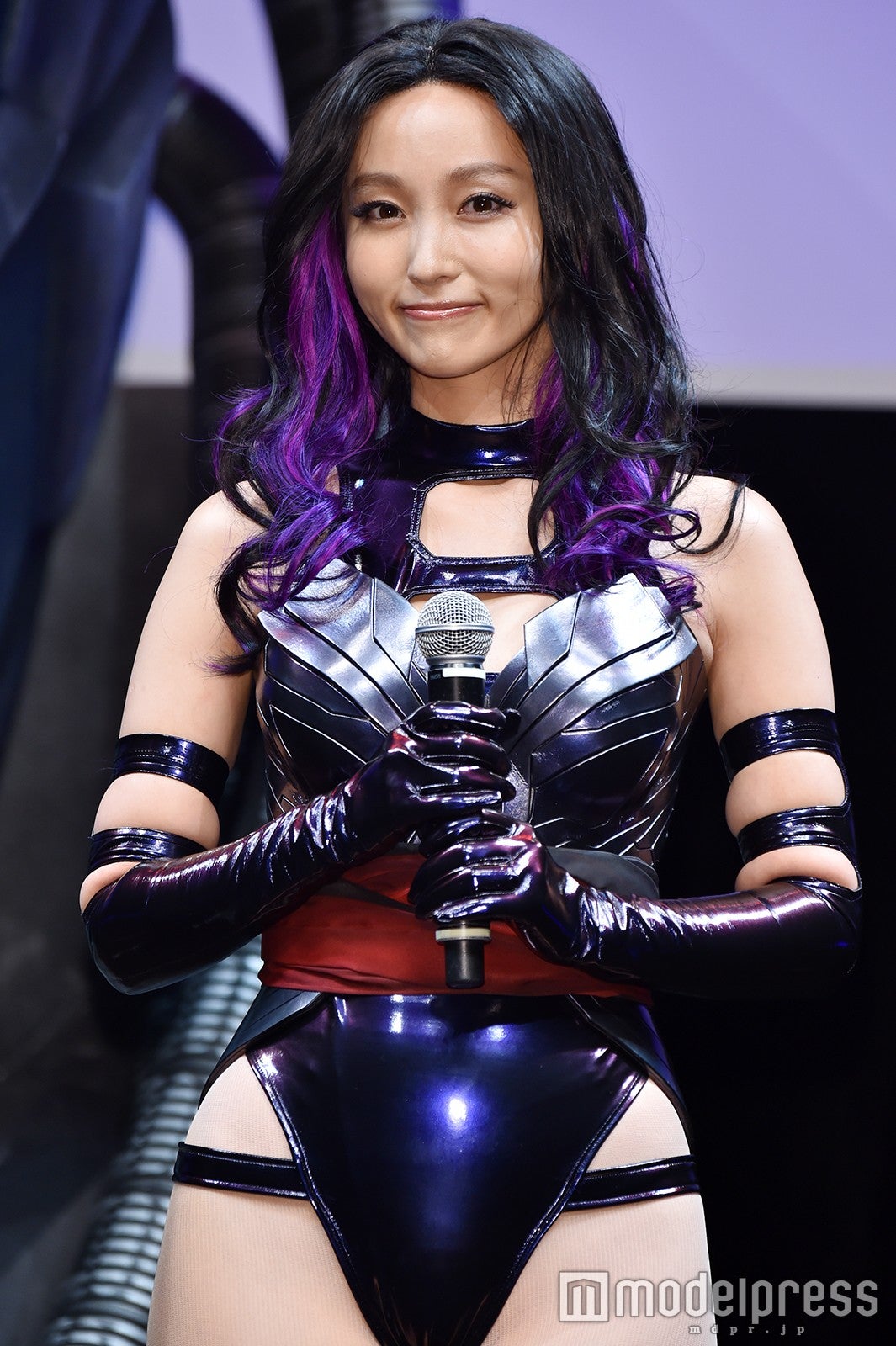 吉木りさ 和田正人と交際宣言後初の公の場 セクシー衣装で松平健を悩殺 モデルプレス 吉木りさ 和田正人と交際宣言後初の公の場 セクシー衣装で松平健を悩殺 モデルプレス