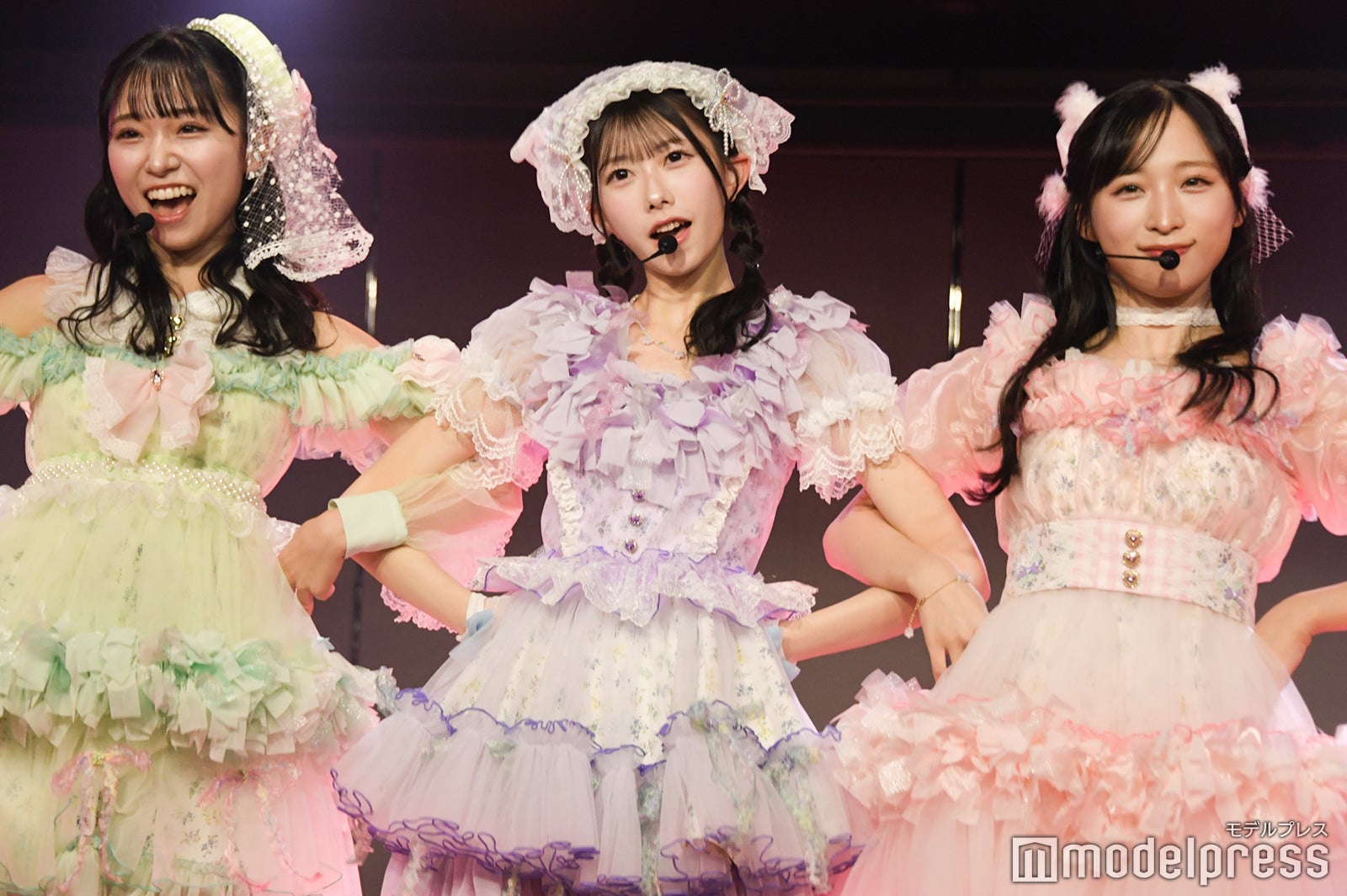 山内瑞葵、千葉恵里、小栗有以（C）モデルプレス