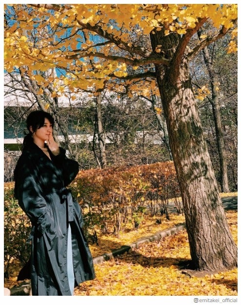 武井咲、左手薬指の指輪に注目集まる「ニヤニヤしちゃう」