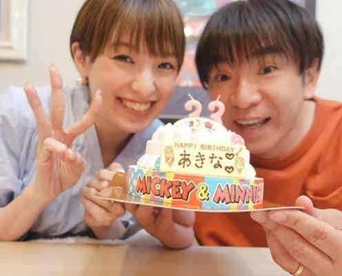 南明奈、夫・濱口優からバースデーサプライズ「幸せそう」「お似合いすぎる」の声