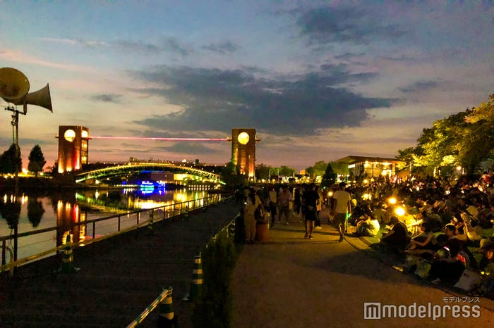 (C)モデルプレス