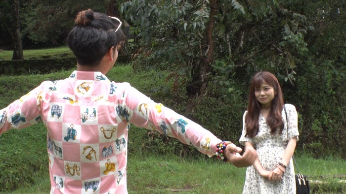 ジェノべ、あおにゃん「あいのり:African Journey」第22話より(C)フジテレビ