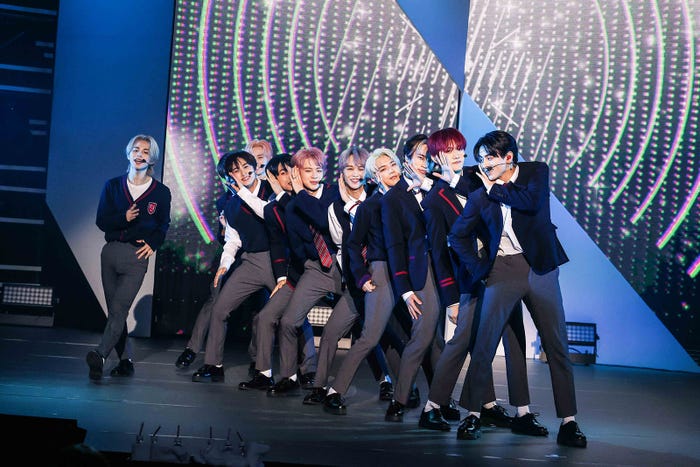 INI(C)LAPONE ENTERTAINMENT