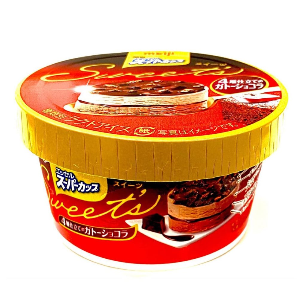 エッセルスーパーカップSweet’s4層仕立てのガトーショコラ