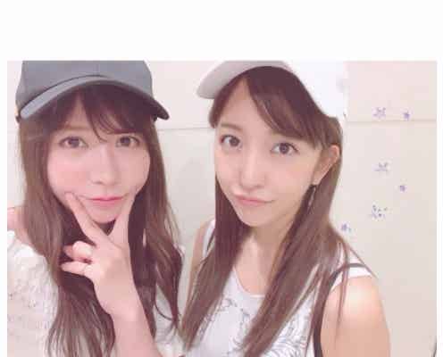 板野友美&河西智美、アリアナ・グランデのライブ参戦 双子風コーデも披露