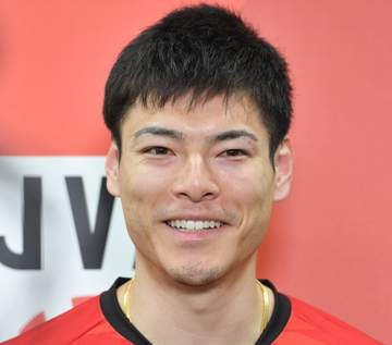バレー男子 日本代表の高橋健太郎が両膝を再手術「今はいろんな感情が」術後写真も公開で「もう一度バレーボールが楽しめるように」