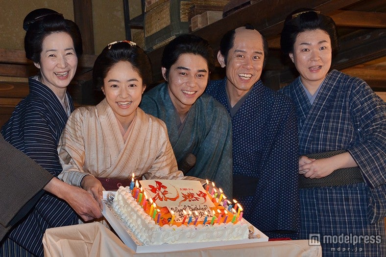 井上真央、東出昌大らの祝福受け「自分でもびっくりしています」