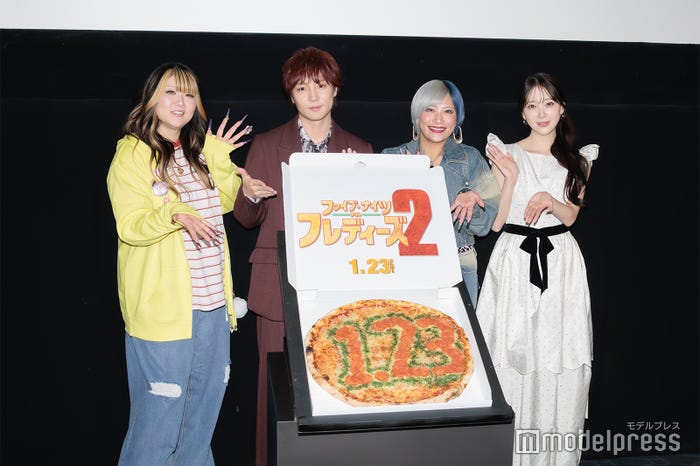 金子きょんちぃ、すがちゃん最高NO.1、信子、堀未央奈(C)モデルプレス