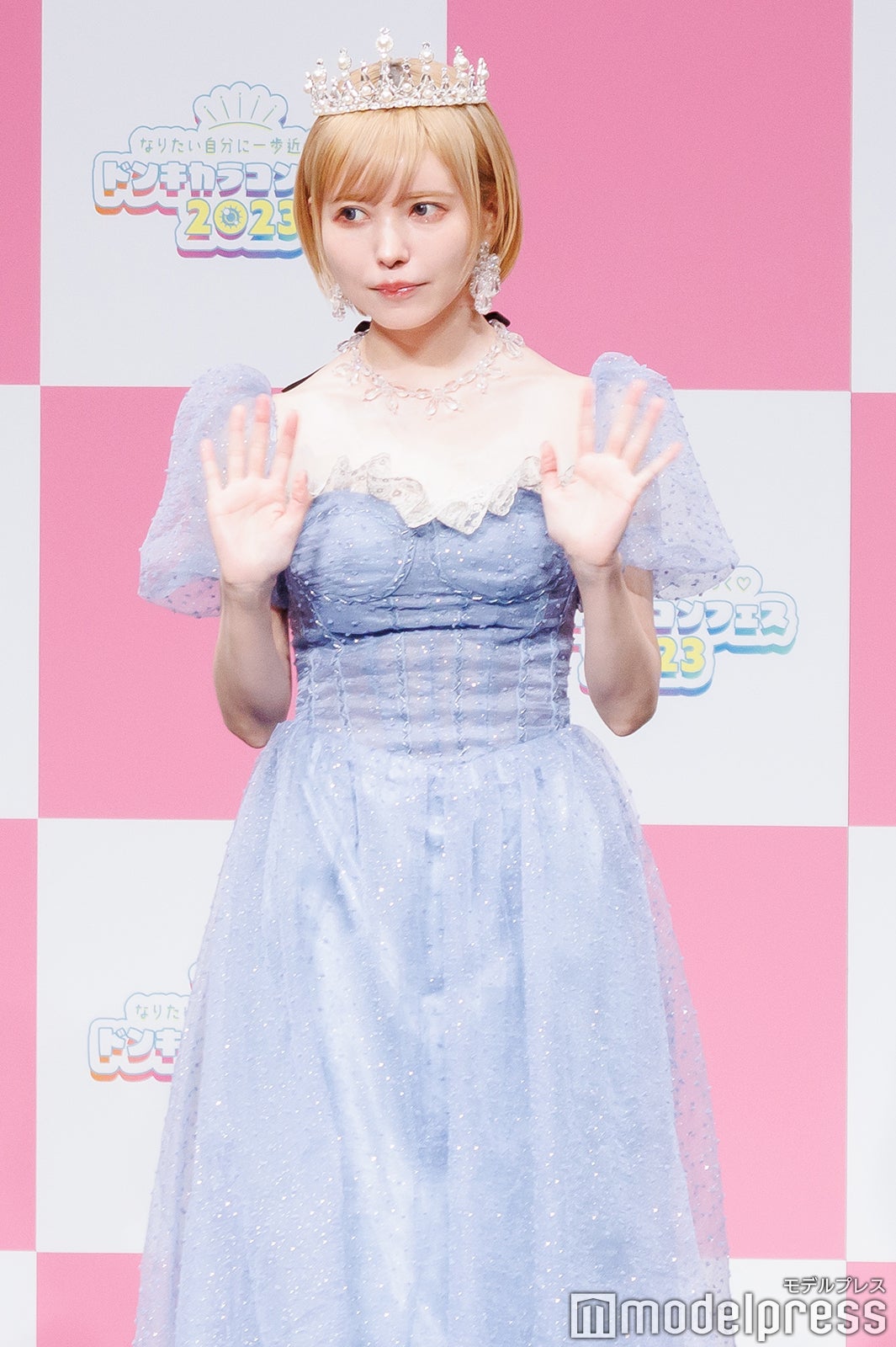 益若つばさ（C）モデルプレス