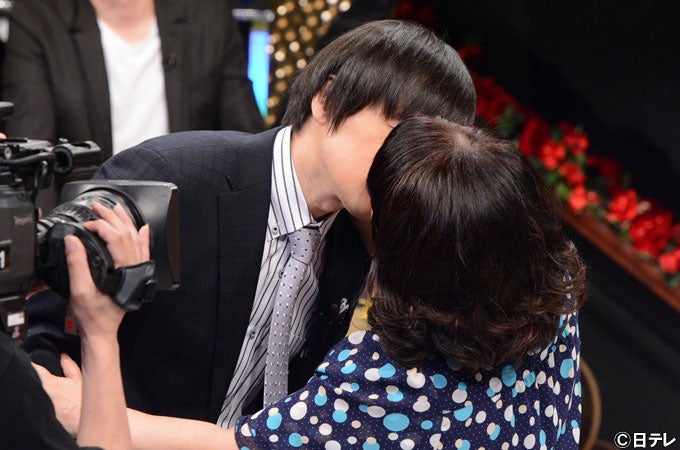『鳩子の海』の斉藤こず恵、若手俳優とキスの練習をしていることが発覚