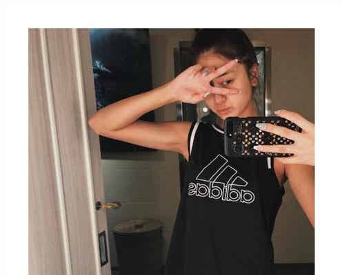 みちょぱ、プライベート写真に「すっぴん?」「肌きれい」ほっそり二の腕にも注目集まる