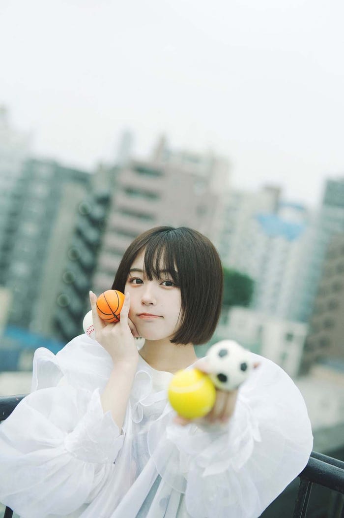 なえなの(C)gyo terauchi