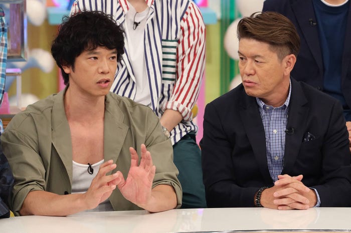 庄司智春、ヒロミ (C)フジテレビ