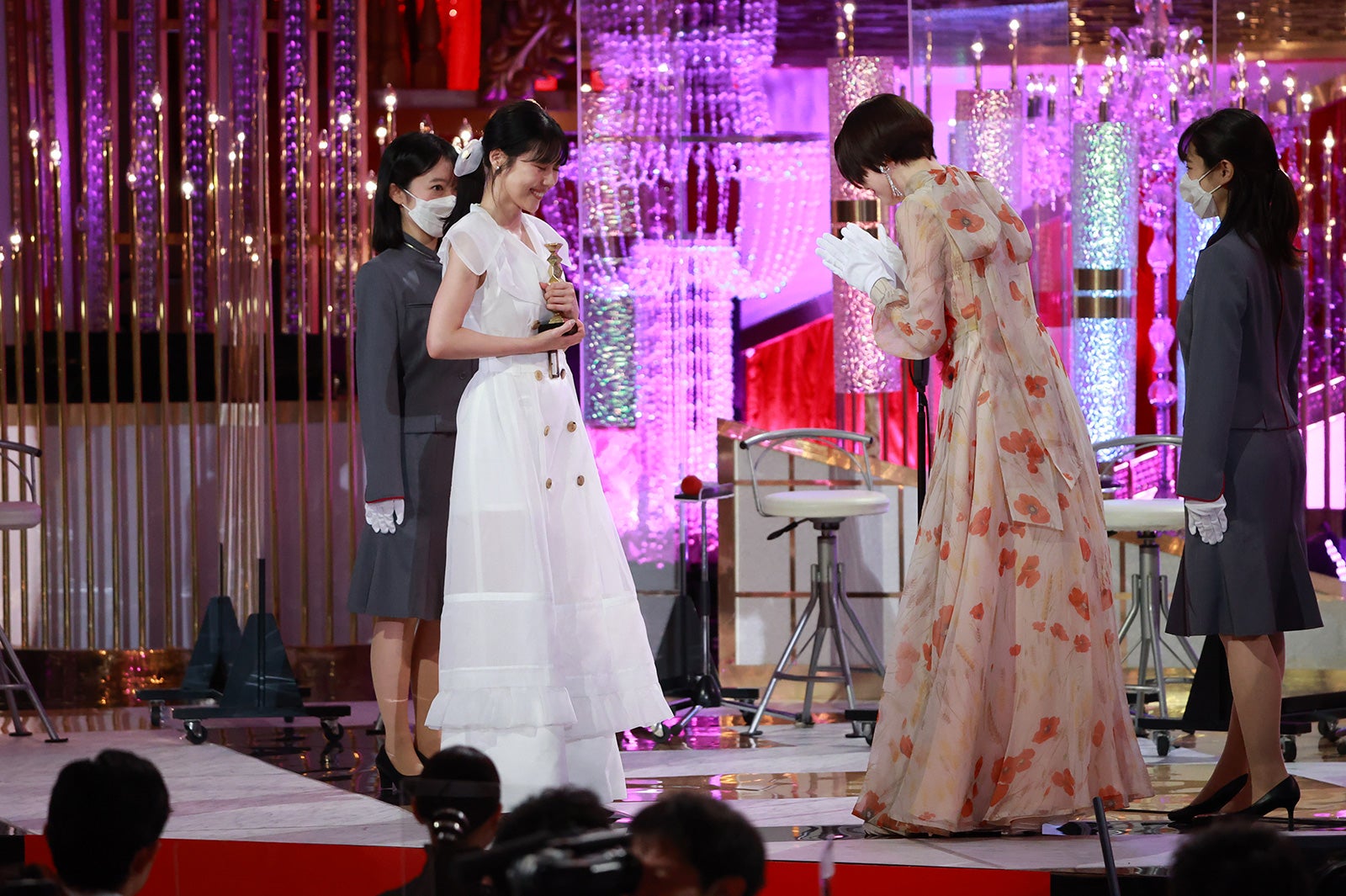 有村架純、長澤まさみ（C）東京写真記者協会