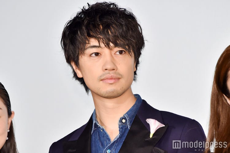 関ジャニ 錦戸亮 斎藤工の 贅沢すぎるbl にファン歓喜 盛大にニヤニヤ 天国かな モデルプレス 関ジャニ 錦戸亮 斎藤工の 贅沢すぎるbl にファン歓喜 盛大にニヤニヤ 天国かな モデルプレス