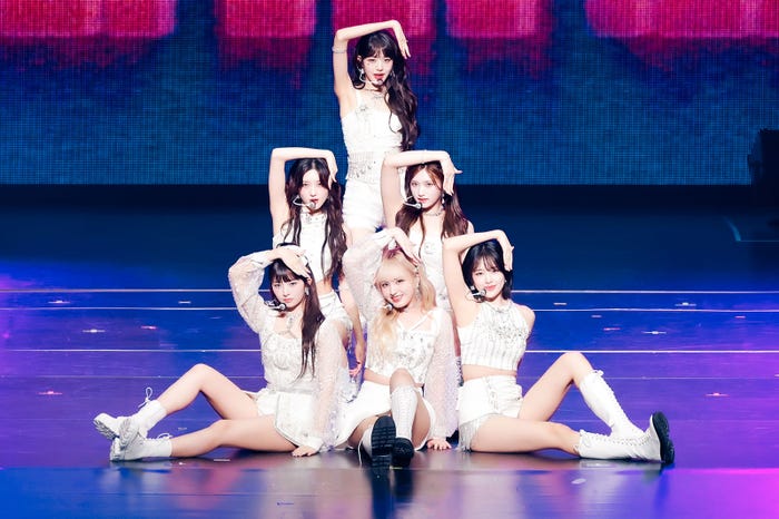 IVE/撮影:田中聖太郎写真事務所