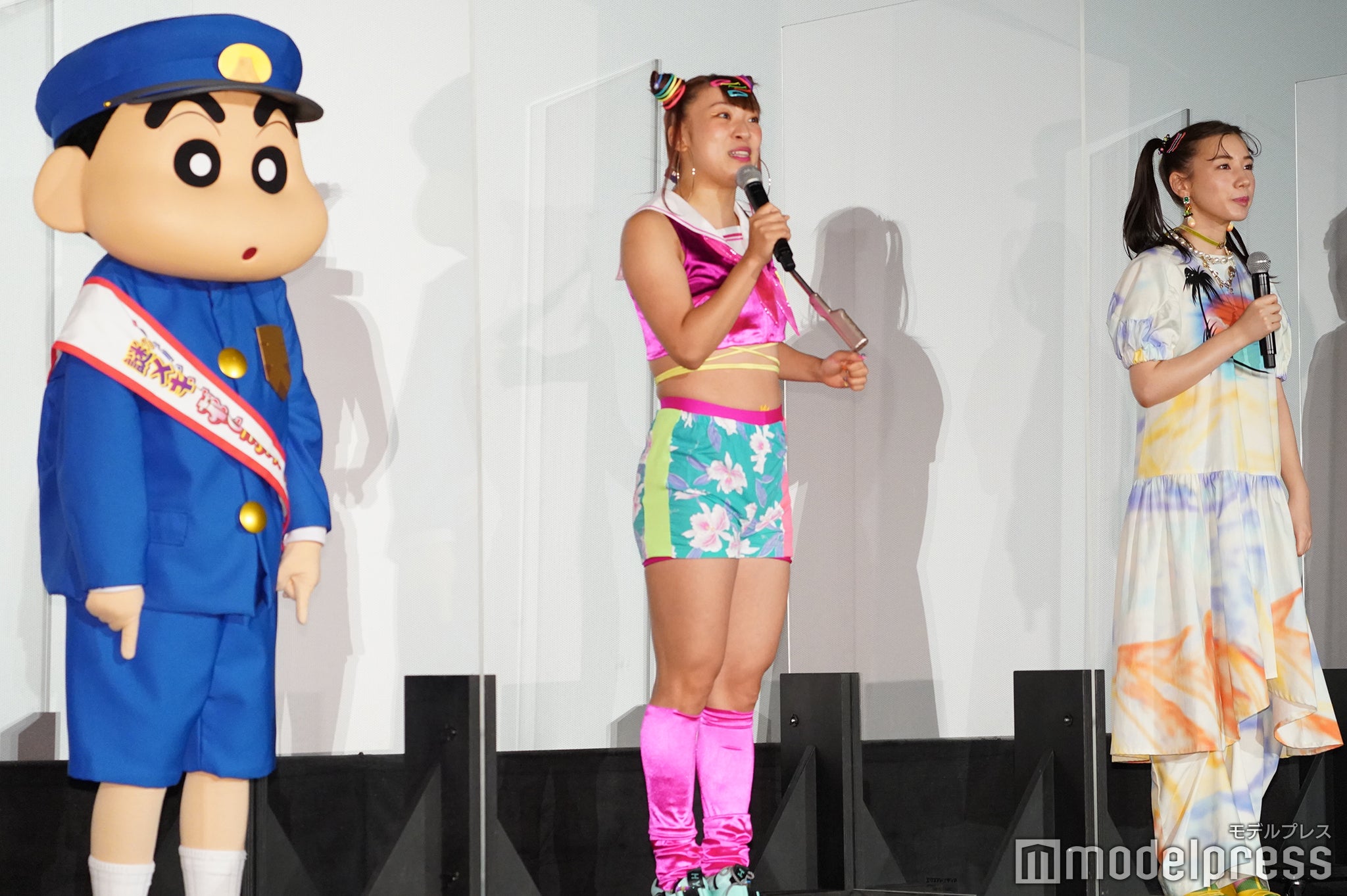 しんのすけ、フワちゃん、仲里依紗 （C）モデルプレス