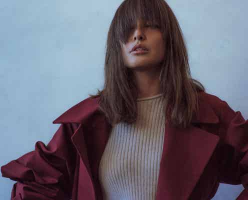 梨花、大人のアンニュイ顔で魅力全開 “絵画のような美”を体現