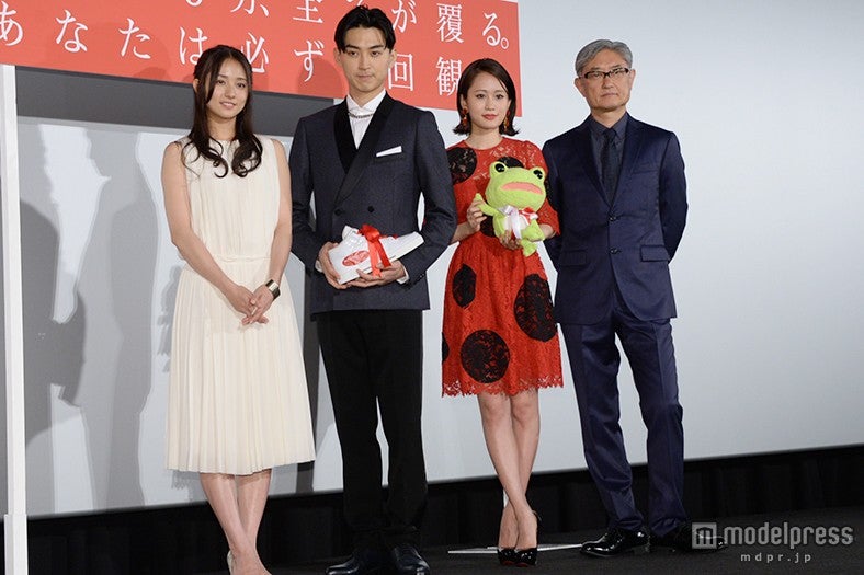 映画『イニシエーション・ラブ』の初日舞台挨拶の様子（C）2015 乾くるみ／「イニシエーション・ラブ」製作委員会