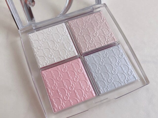 DIOR