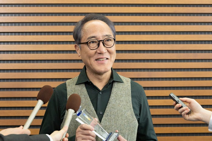 佐野史郎「相続探偵」第7話(C)日本テレビ