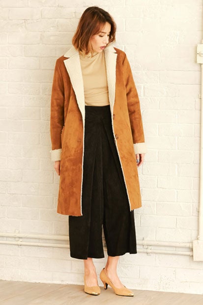 コーデュロイタックワイドパンツ「Re:EDIT by GALSTAR」2,998円（税込）／画像提供：Re:EDIT by GALSTAR