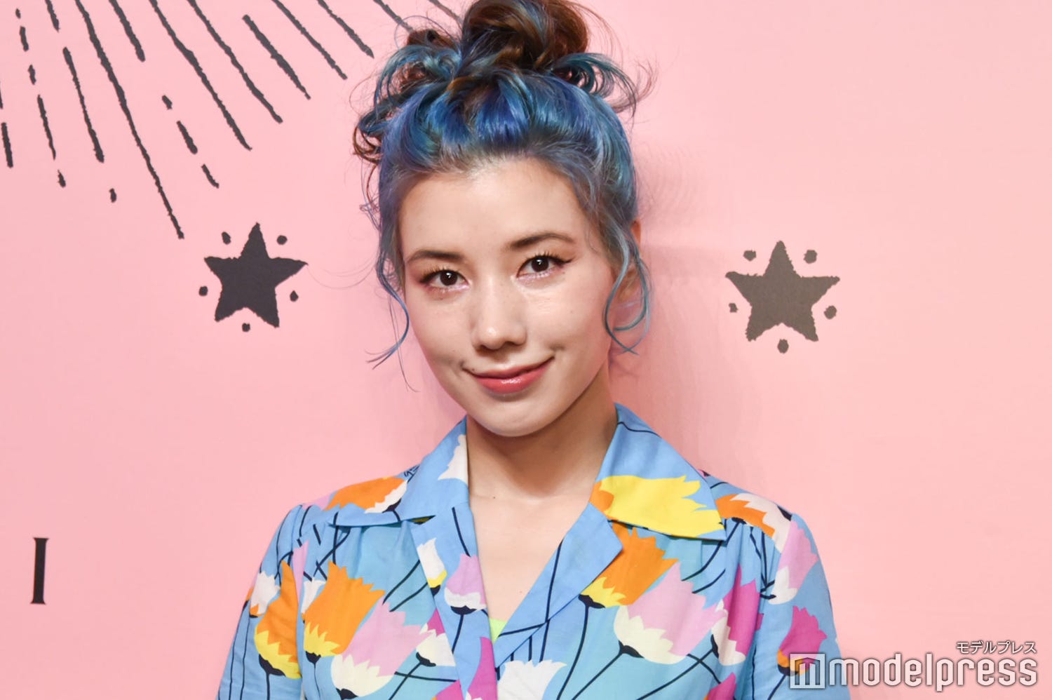 仲里依紗、ビジネスクラスでLA渡航 贅沢な“セレブ空間”に興奮「まじでやばい」