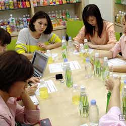 「FOODEX 美食女子」による開発会議の様子
