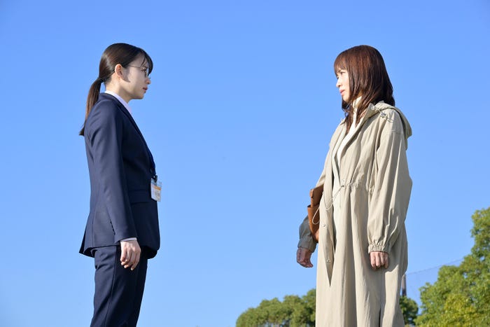 山田杏奈、市川由衣『ゼイチョー ~「払えない」にはワケがある~』第7話より(C)日本テレビ