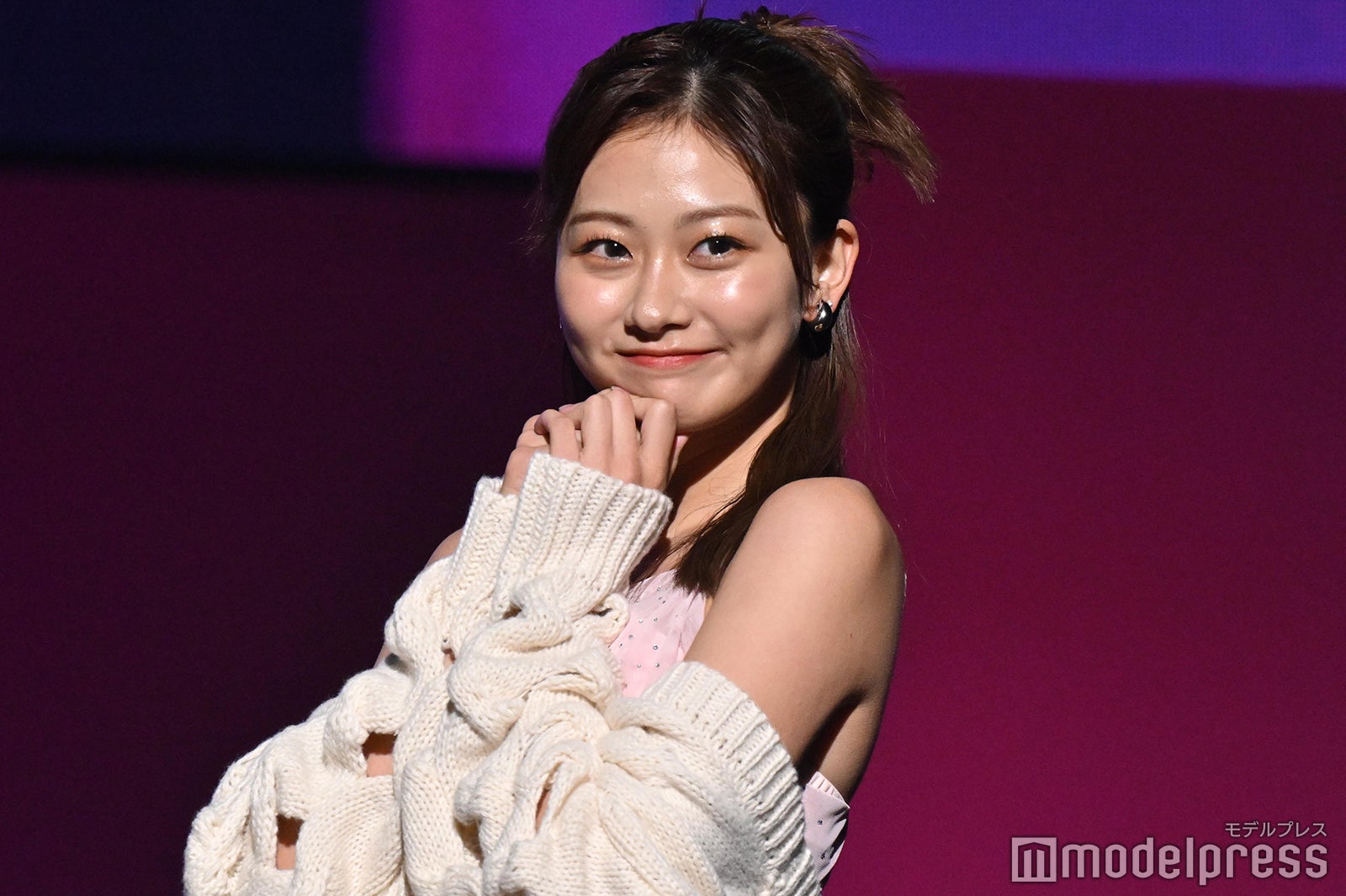 みとゆな、チュールワンピからほっそり美肩チラ見せ【TGC teen 2024 Summer】