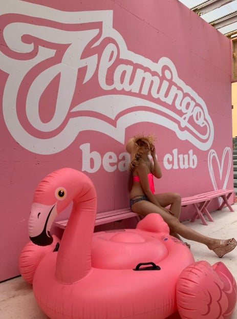 ゆきぽよ、“黒ギャル”SEXY水着ショットに絶賛の声続出