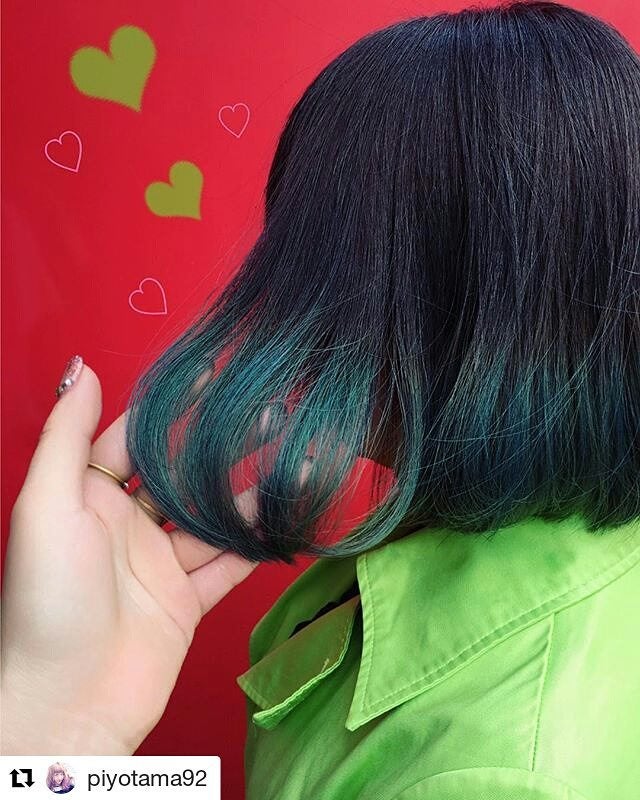 青のインナーカラーのヘアカタログ特集 ブルーに合うベースの髪色って モデルプレス 青のインナーカラーのヘアカタログ特集 ブルーに合うベースの髪色って モデルプレス