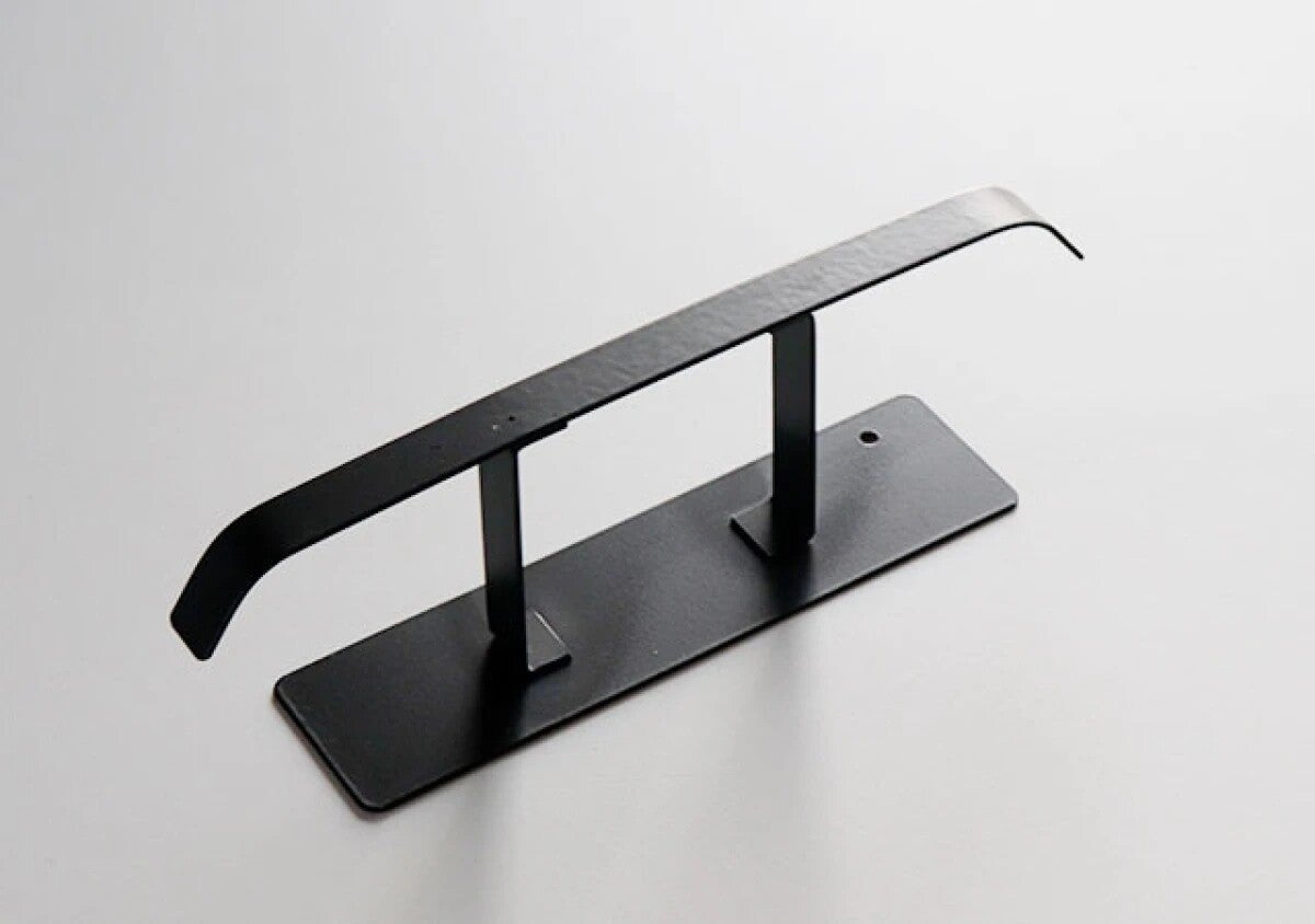 100均のこれを“あの場所”に設置すると…？空きスペースを有効活用！隙間収納グッズ3選