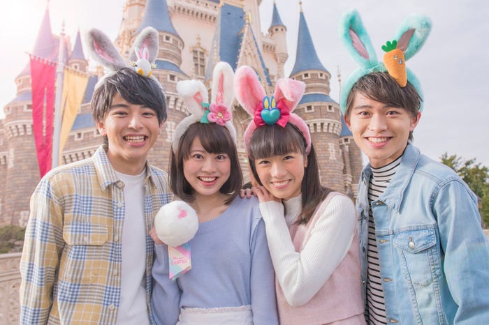 “うさみみ”カチューシャ、ヘアゴム (C)Disney