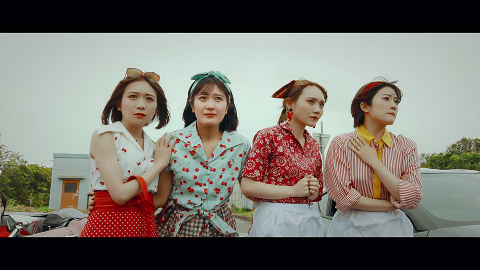 乃木坂46「ごめんねFingers crossed」MVより（提供写真）