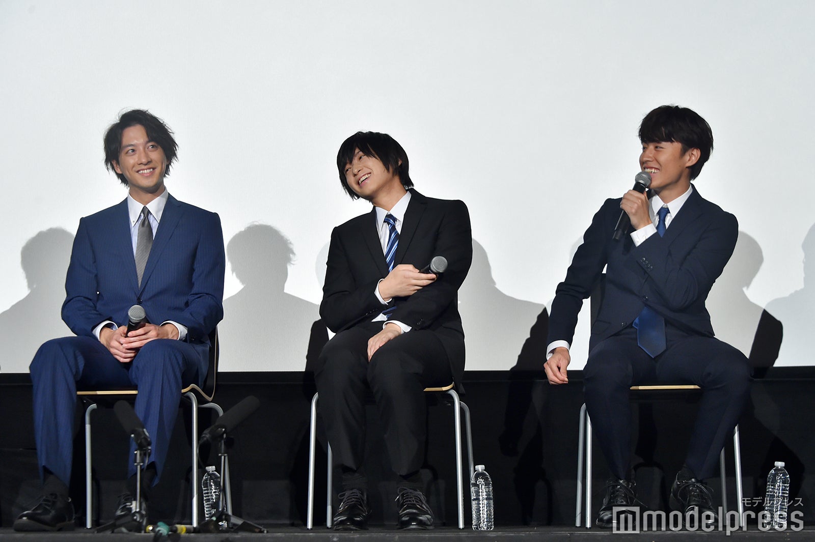 （左から）渡部秀、荒牧慶彦、富田健太郎 （C）モデルプレス