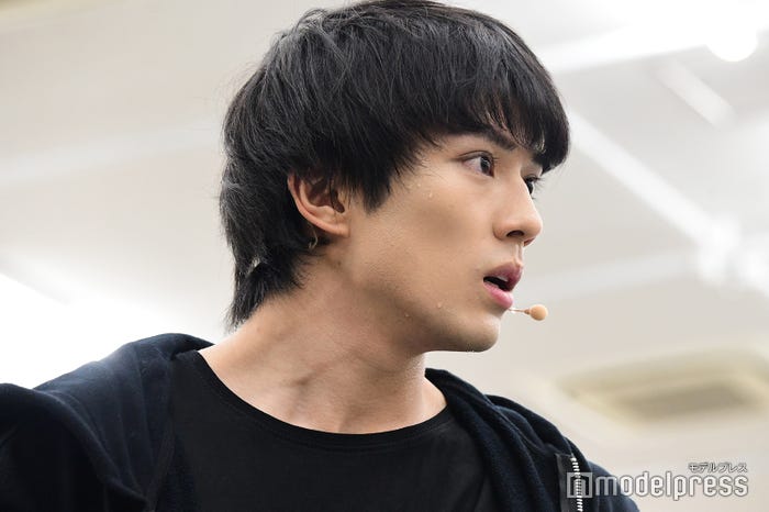 新田真剣佑(C)モデルプレス