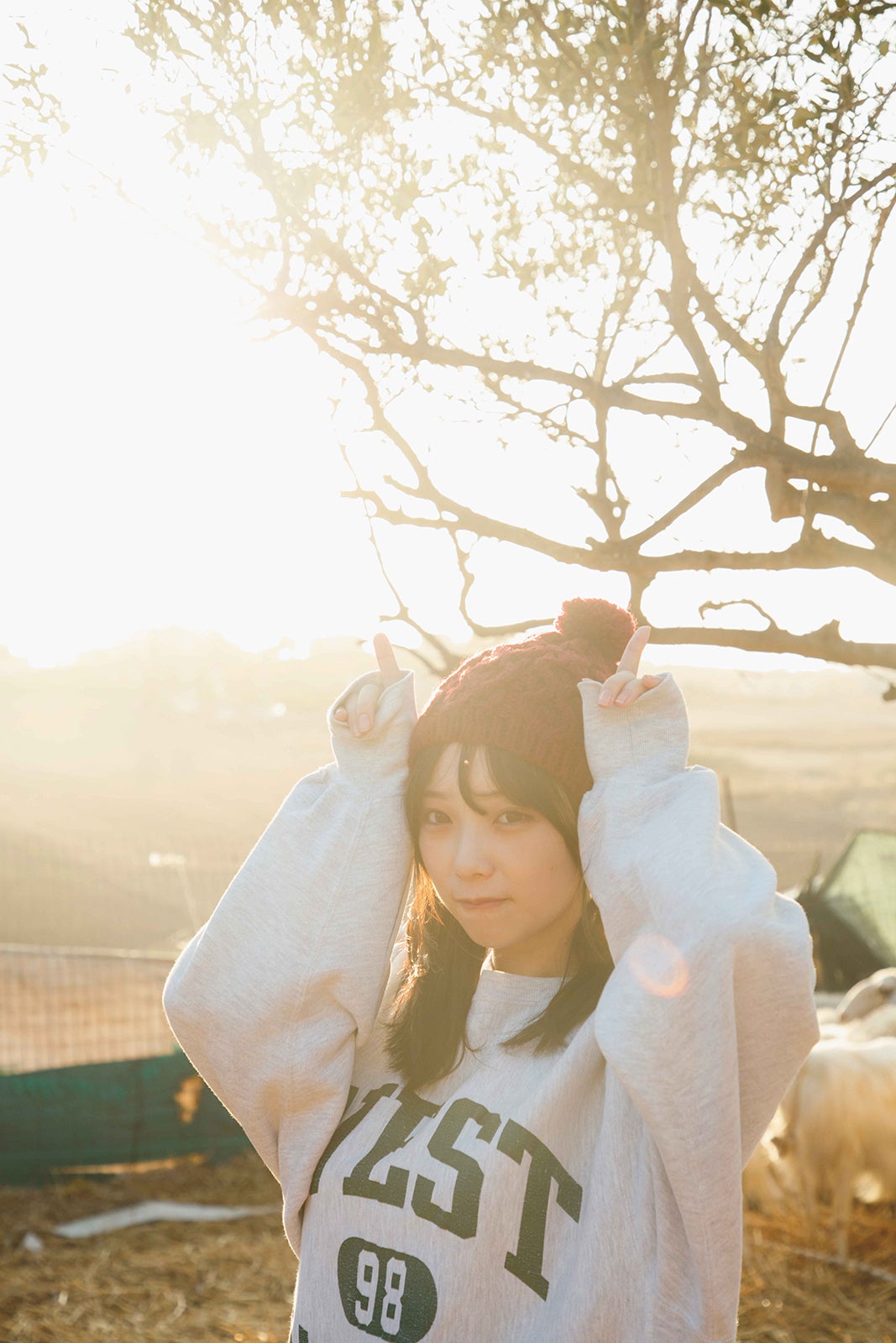 乃木坂46与田祐希、2nd写真集「無口な時間」7度目の重版決定